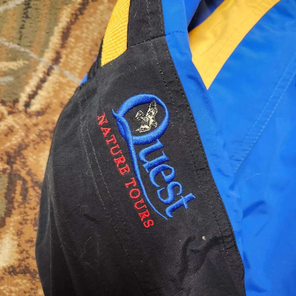 Que Vibrant Blue and Yellow Ski Jacket - Picture 8 of 14